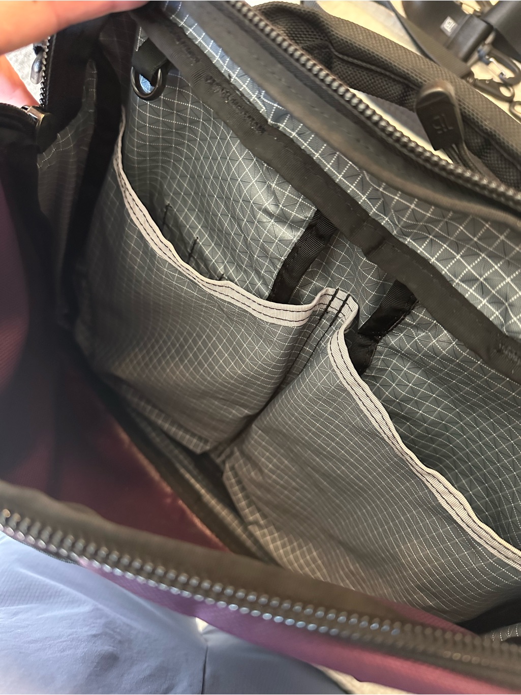 Tom Bihn Pilot W/Optech Mini Sos Strap — image 4 of 8